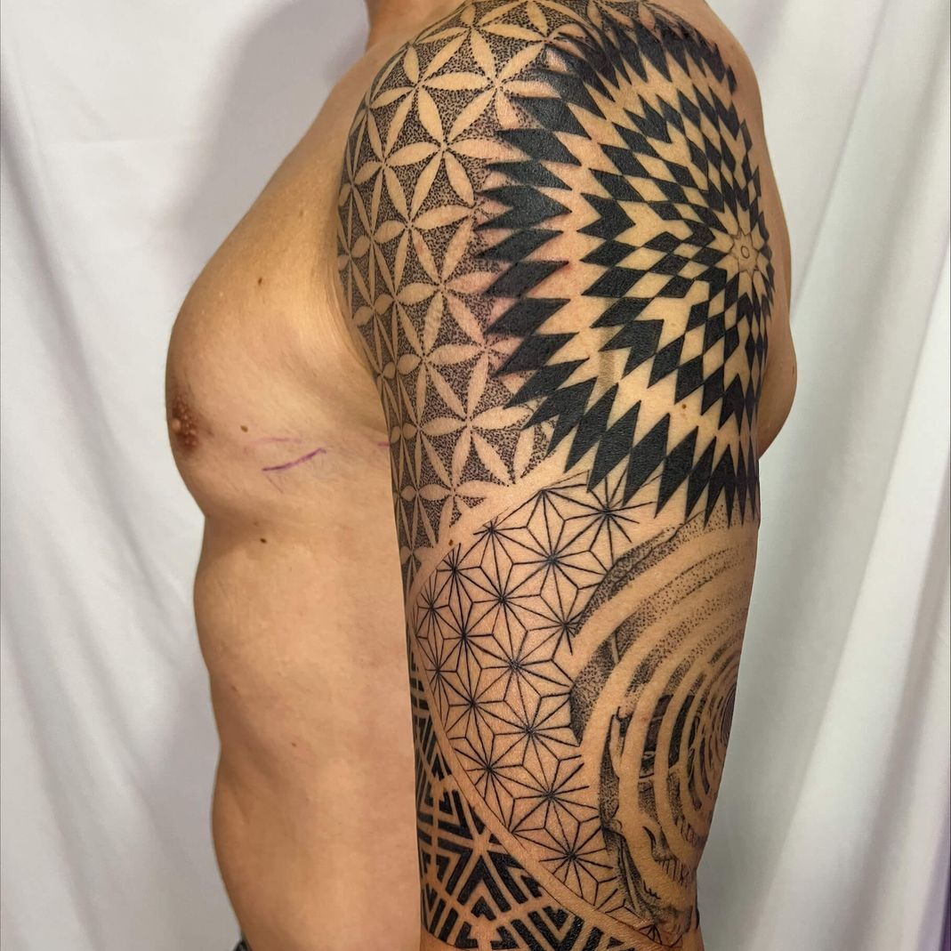 tatuaje geometrico